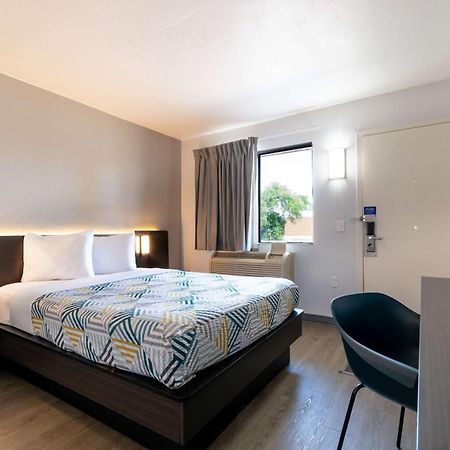 Motel 6-Rolling Meadows, Il - Chicago Northwest Eksteriør billede
