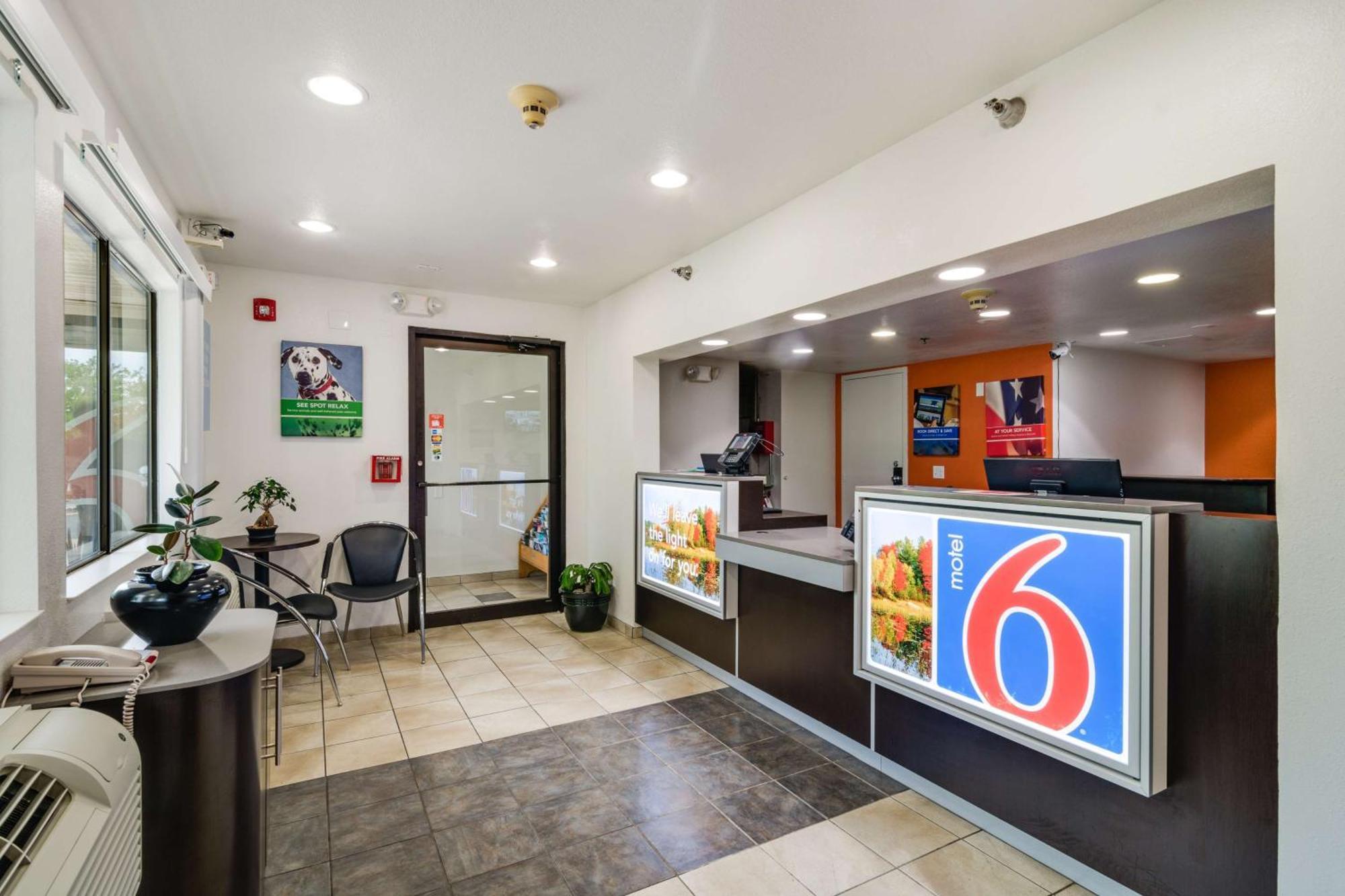 Motel 6-Rolling Meadows, Il - Chicago Northwest Eksteriør billede