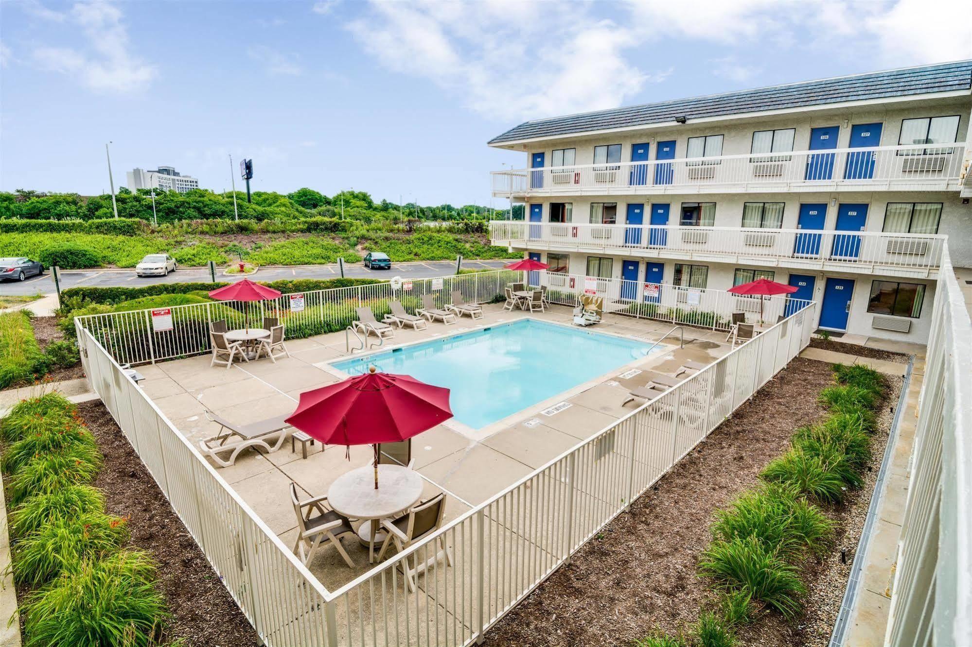 Motel 6-Rolling Meadows, Il - Chicago Northwest Eksteriør billede